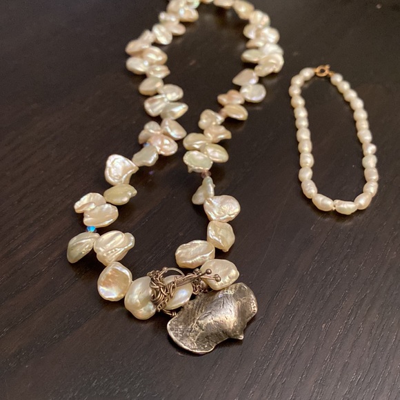 Freshwater Pearl necklace and bracelet combo - Picture 3 of 8
